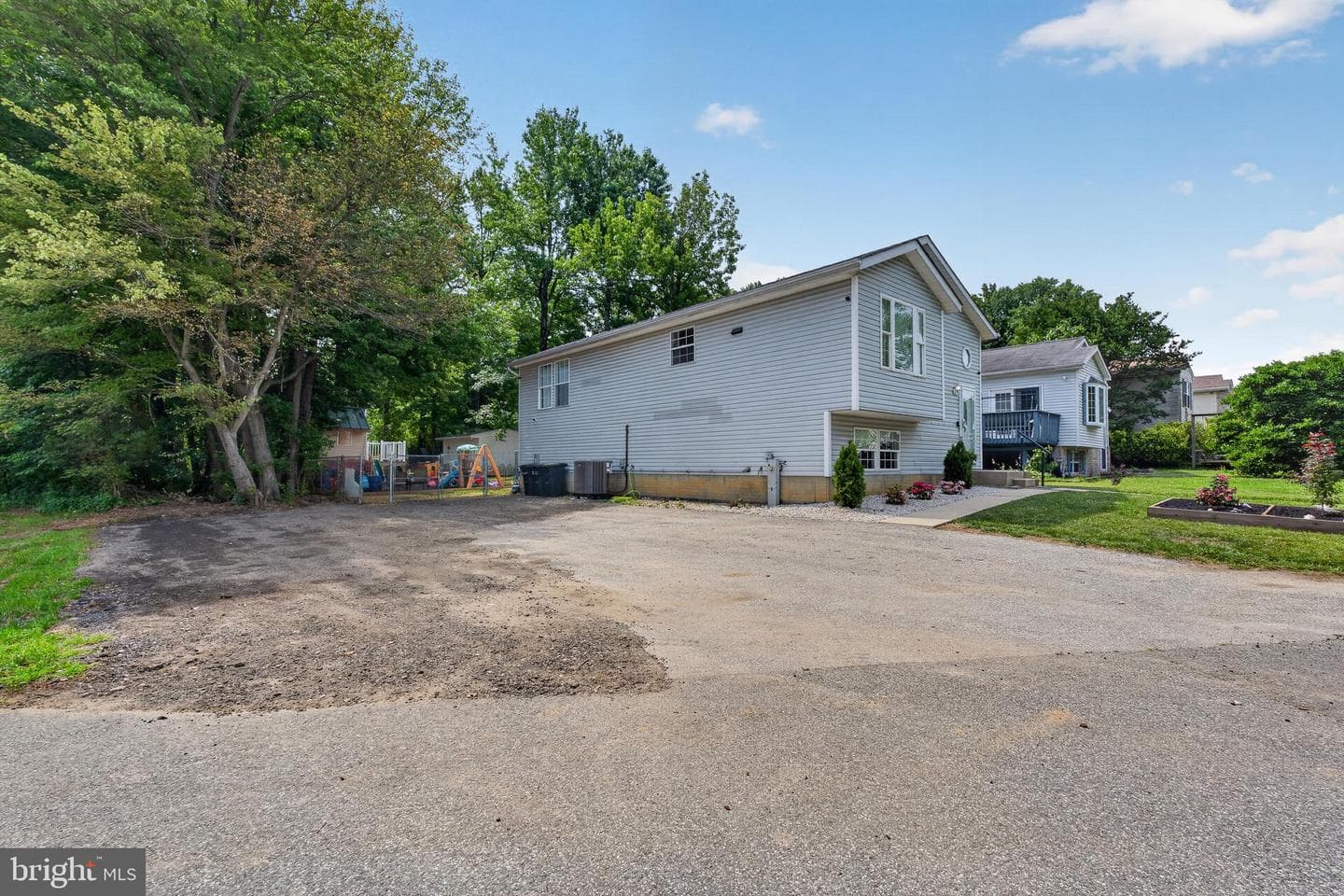 2821 Willow Avenue photo 7