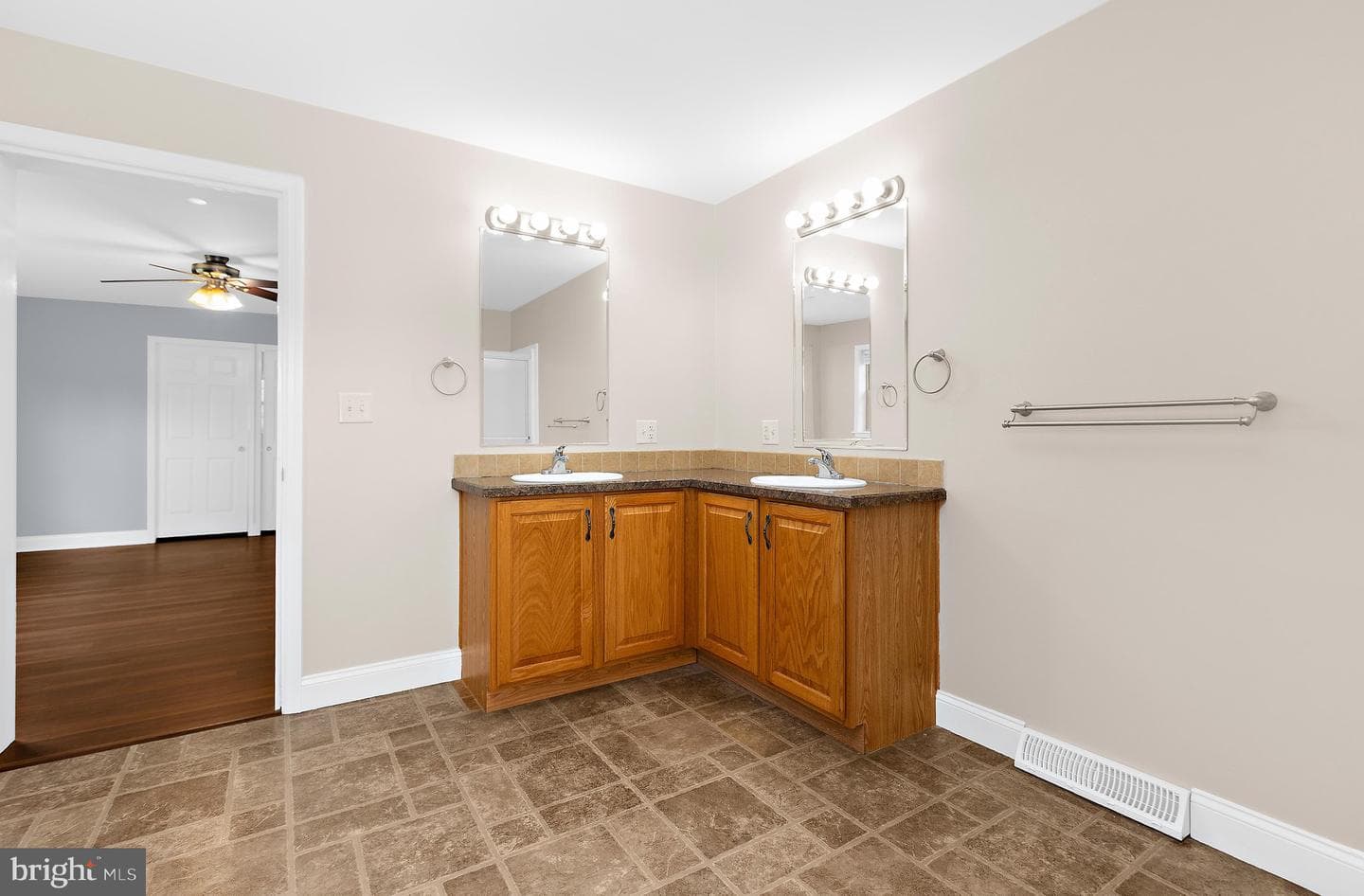 7214 Dogwood Road photo 30