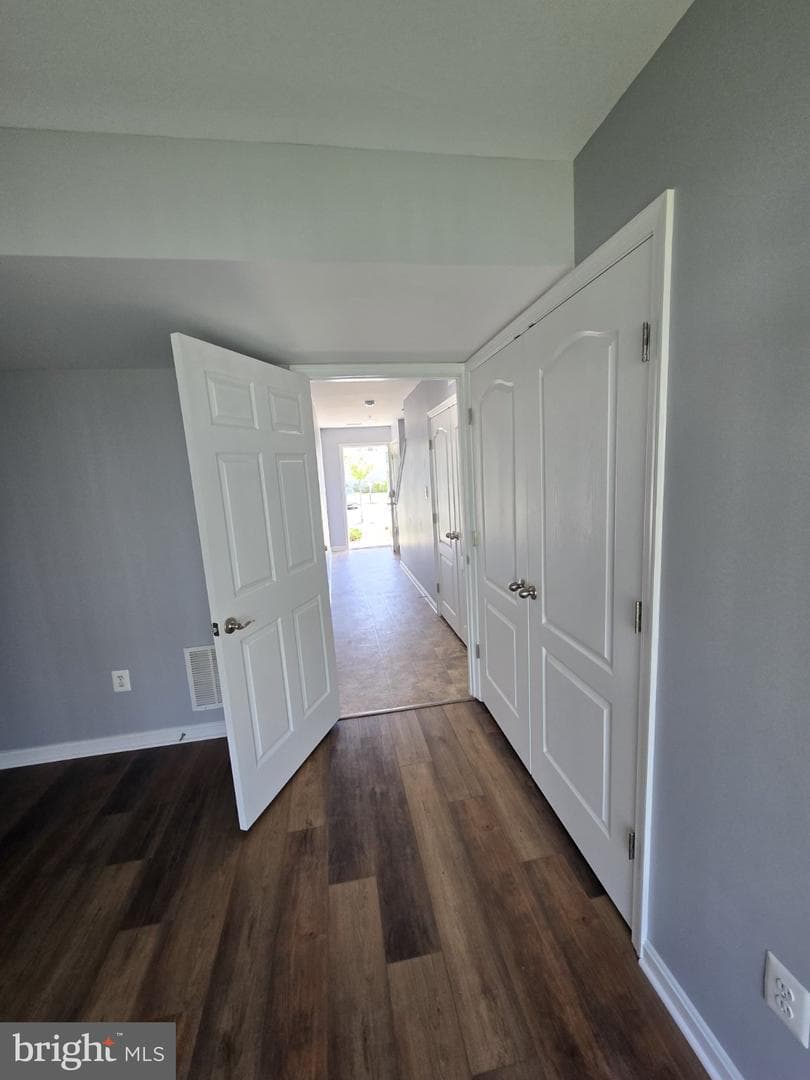 7720 Village Park Drive photo 21