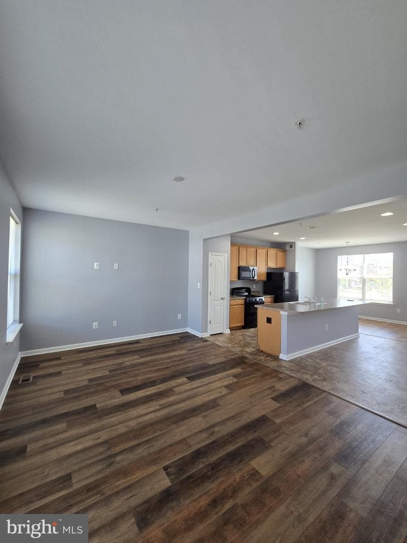7720 Village Park Drive photo 35