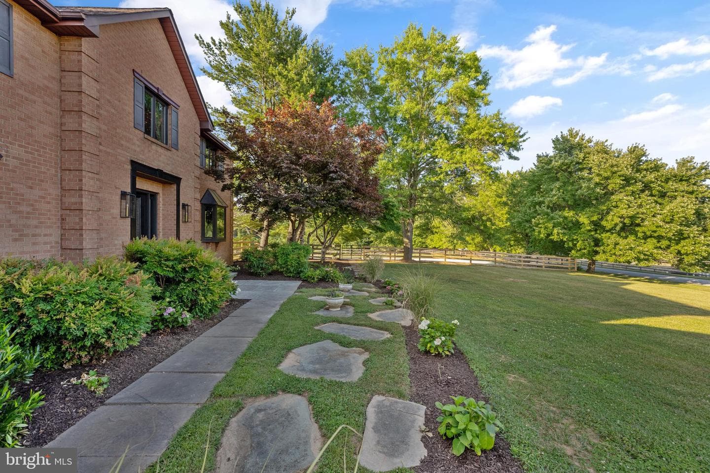 2 Arden Valley Court photo 89