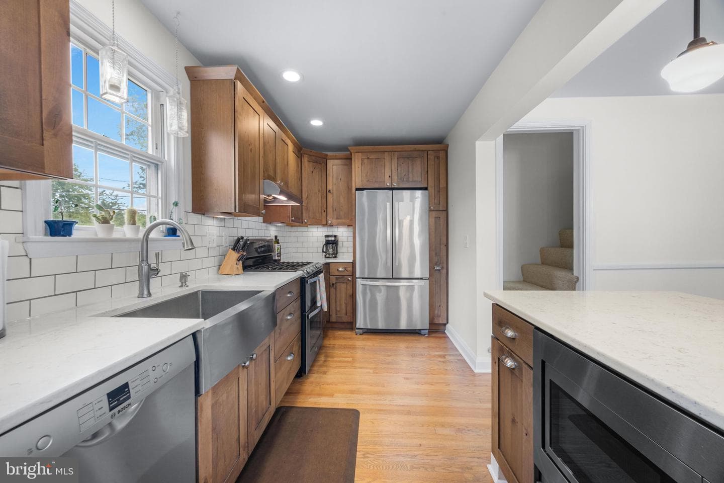 6401 Sharon photo 24