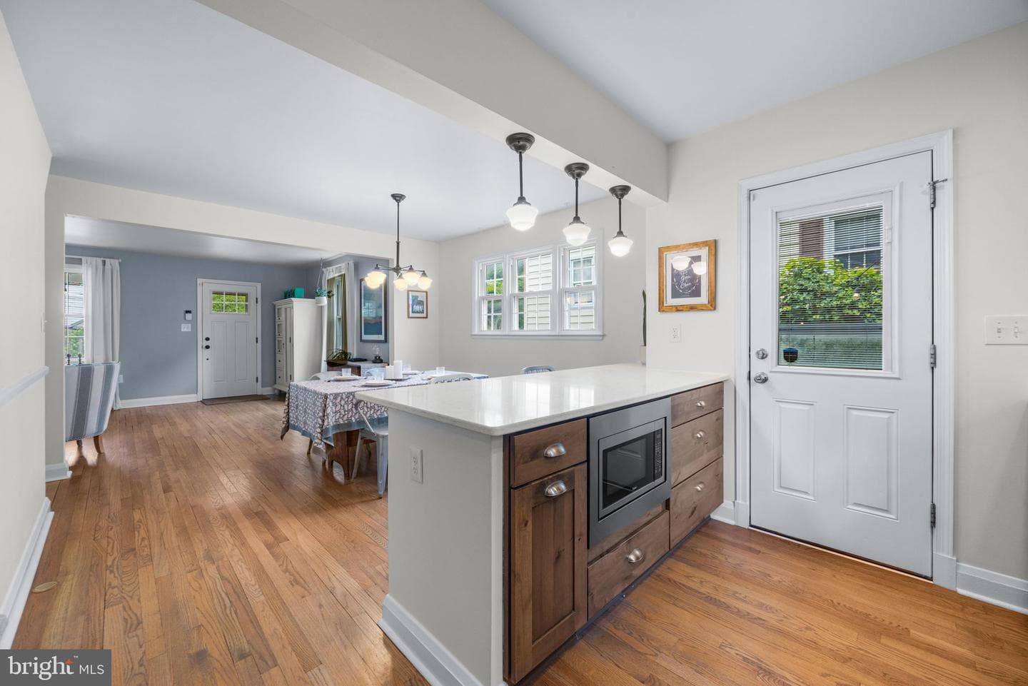 6401 Sharon photo 27