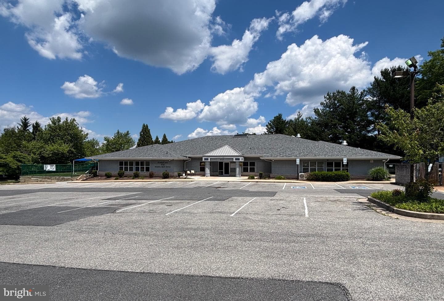 4401 Silverbrook Ln # B101 photo 17
