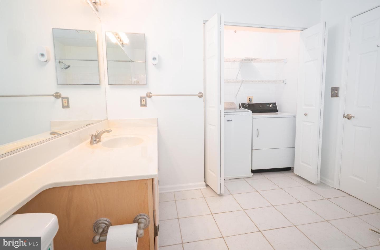 4406 Silverbrook Ln # J photo 12