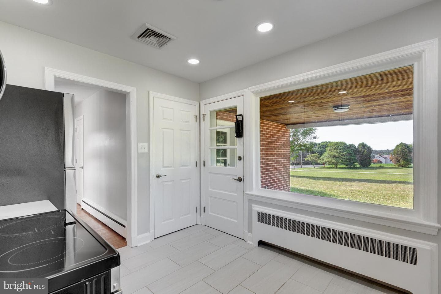 15022 Hanover Pike photo 7