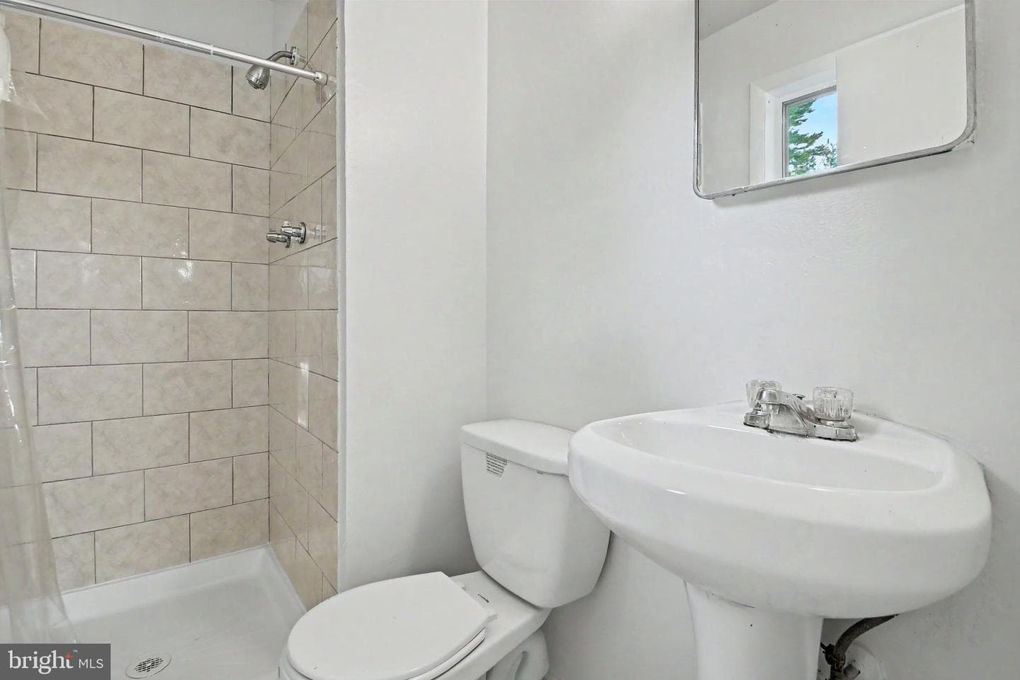 3719 Brentford Road photo 25