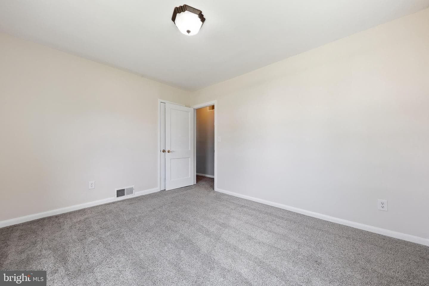 417 Elmwood Road photo 29