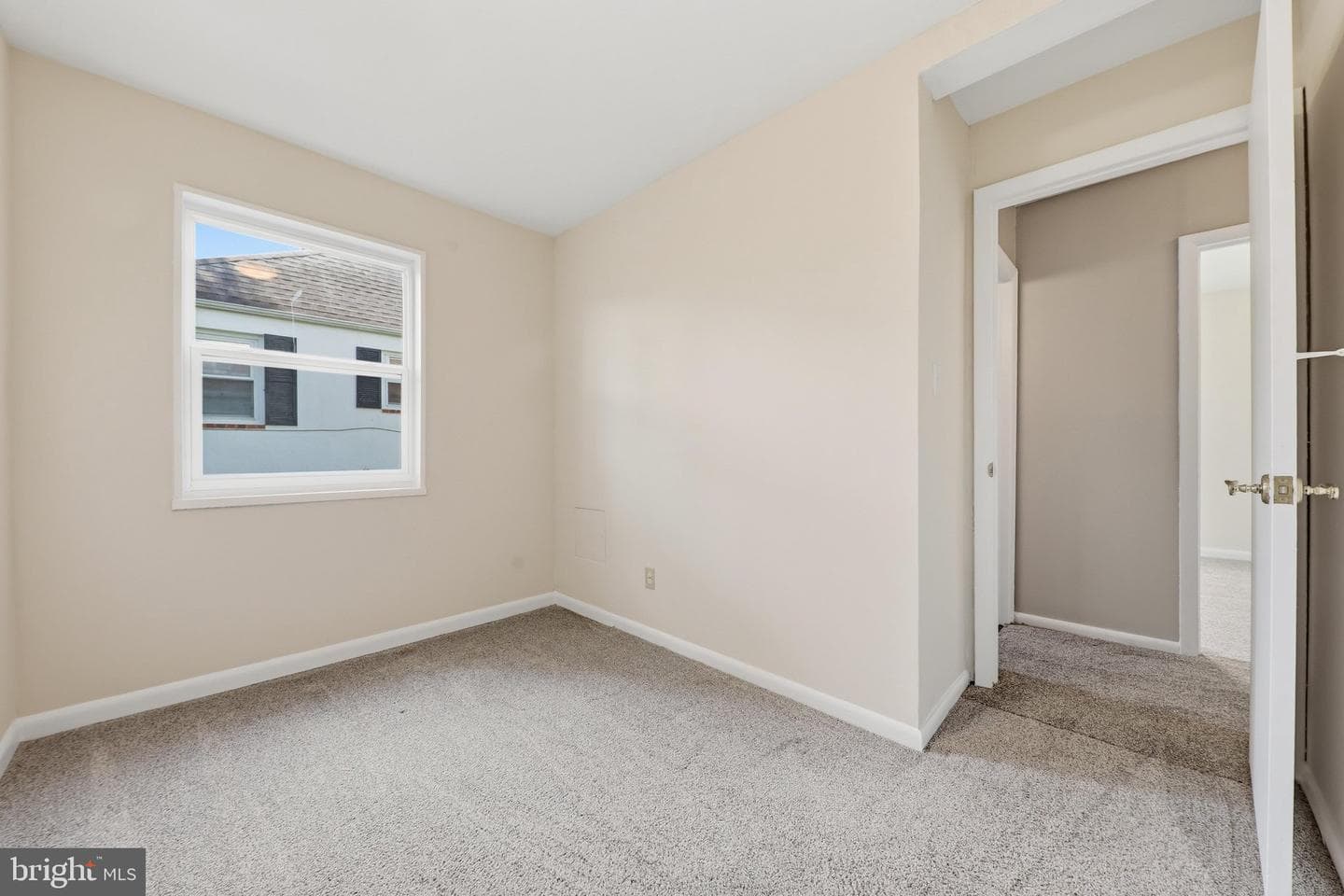 417 Elmwood Road photo 32