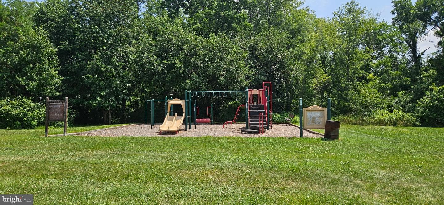 417 Elmwood Road photo 47