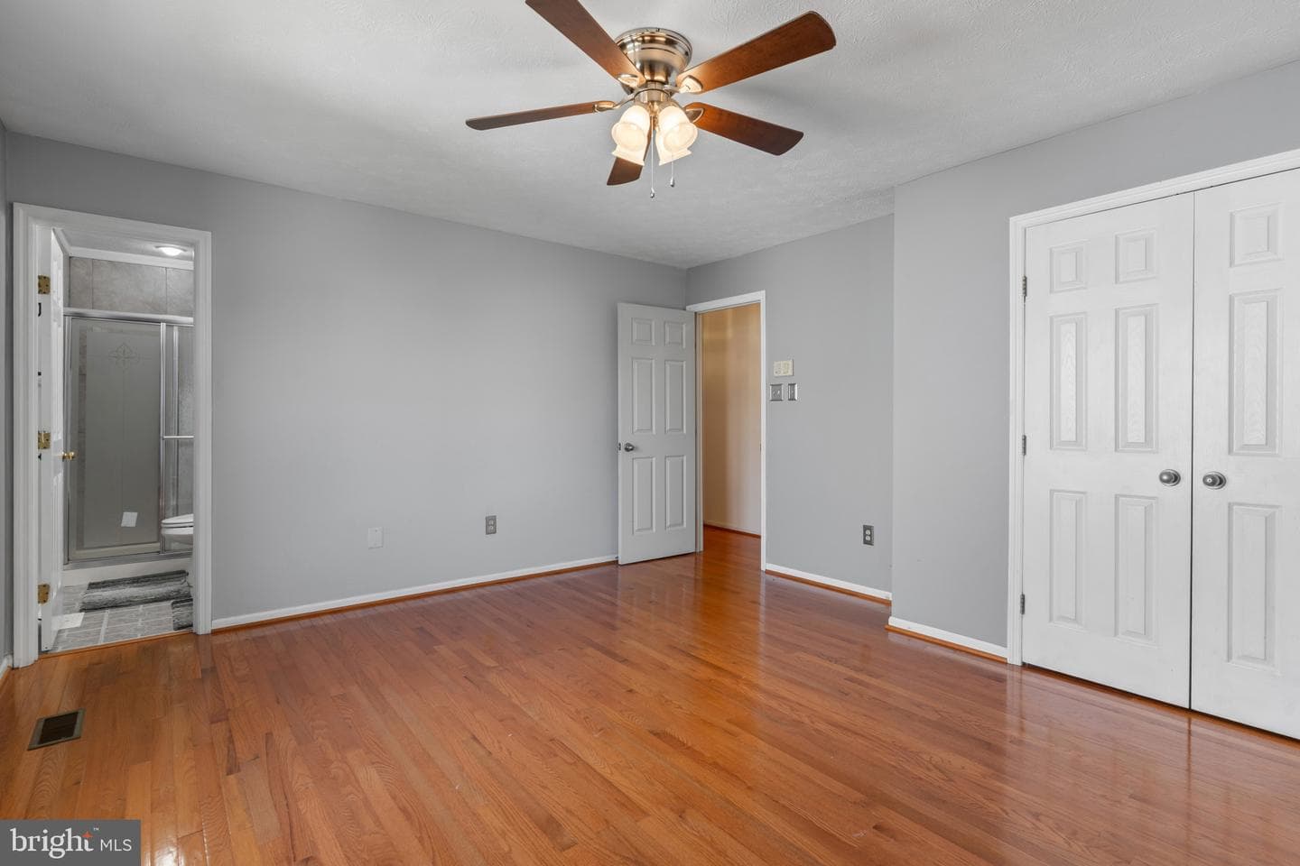 7924 Galloping Circle photo 17