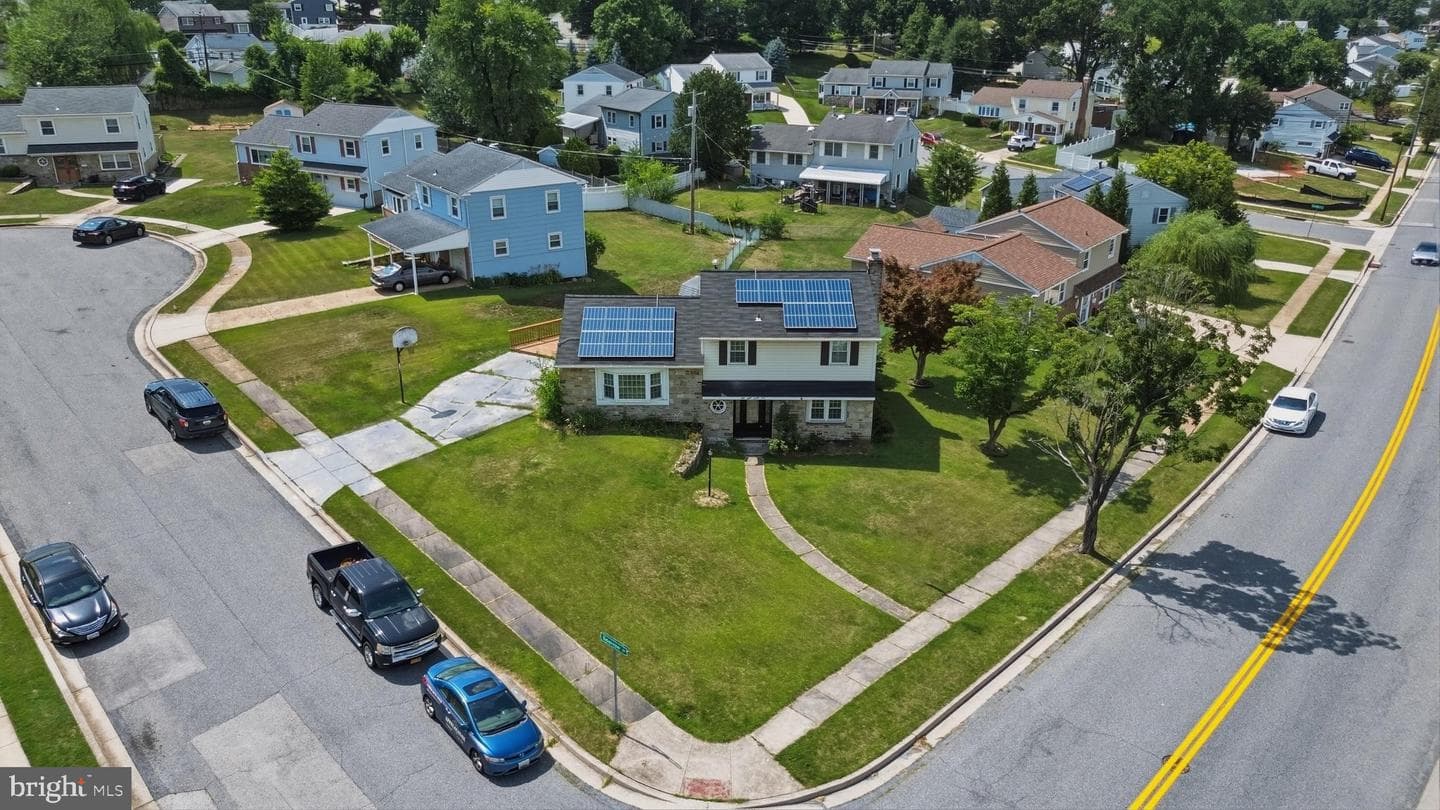 5824 Oakland, Baltimore