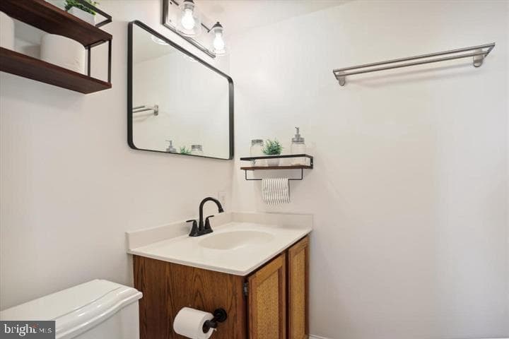 205 E Joppa Road #1601 photo 26