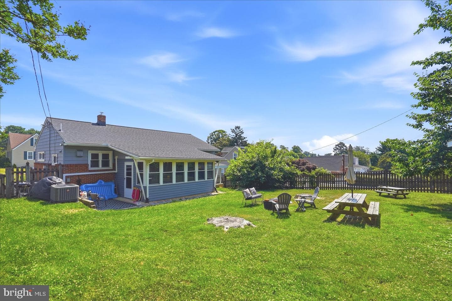 2827 Erie Ave photo 33