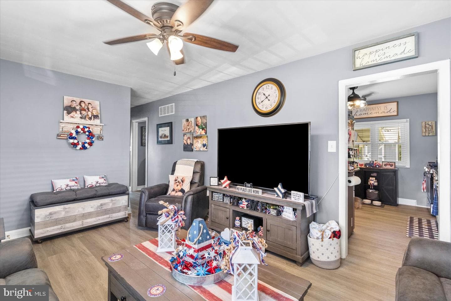 2827 Erie Ave photo 6
