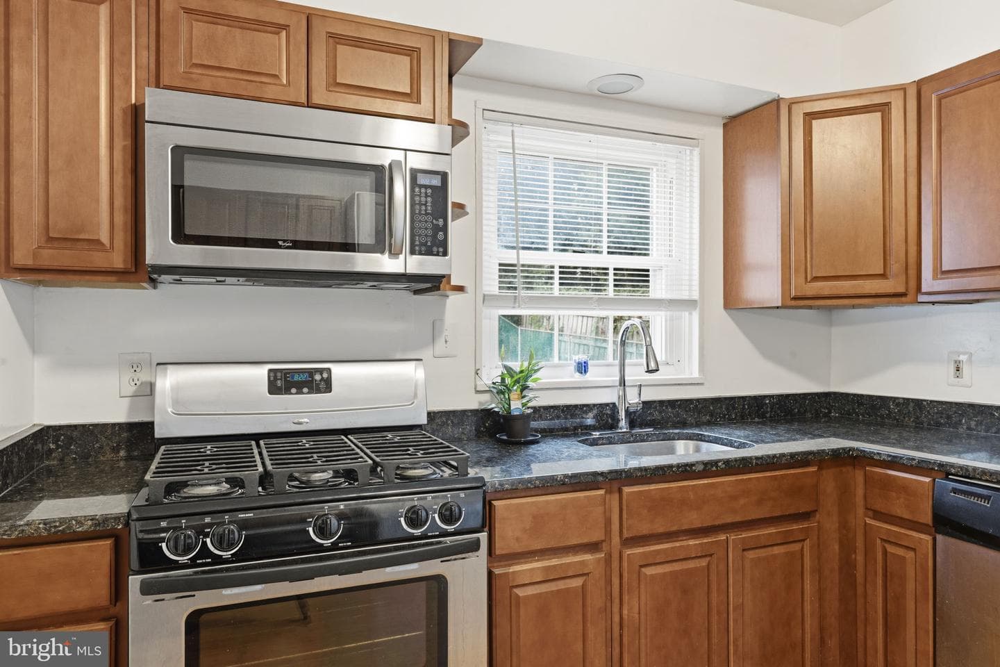 1034 Lakemont Road photo 32