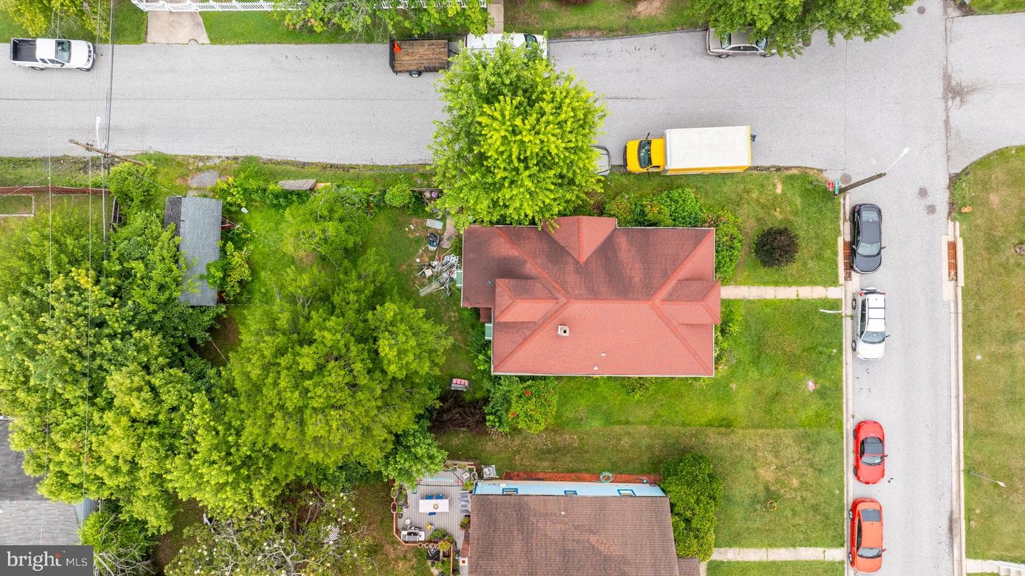 7436 Kenlea Avenue photo 11