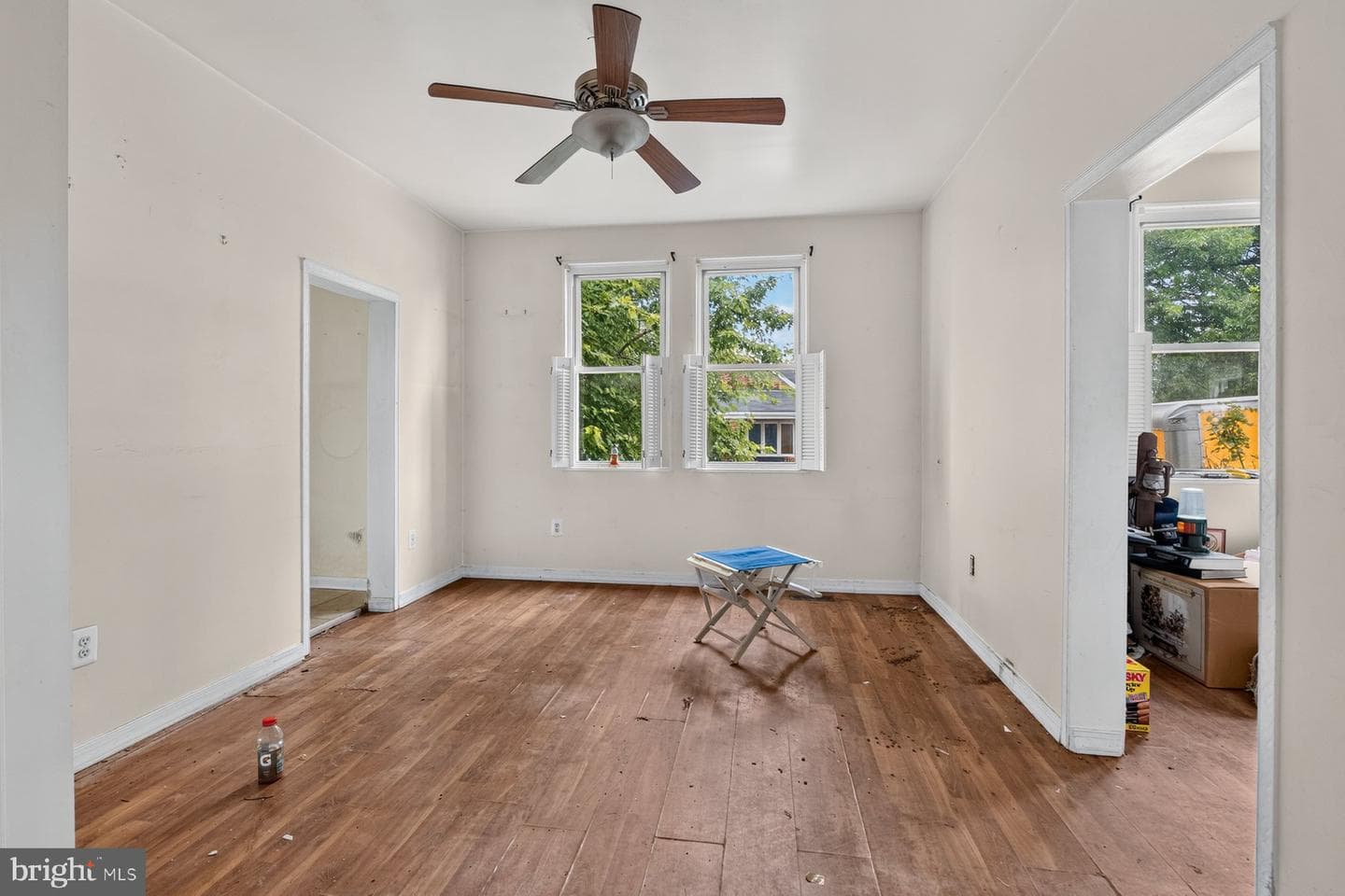 7436 Kenlea Avenue photo 22