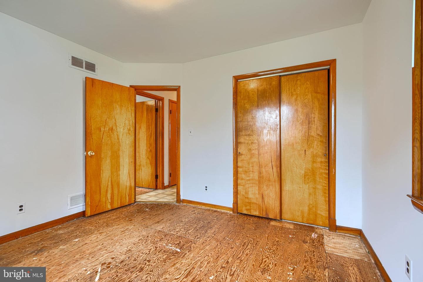 9607 Alda Drive photo 14