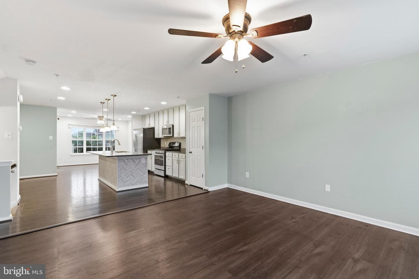 8529 Stansbury Lake Drive photo 10