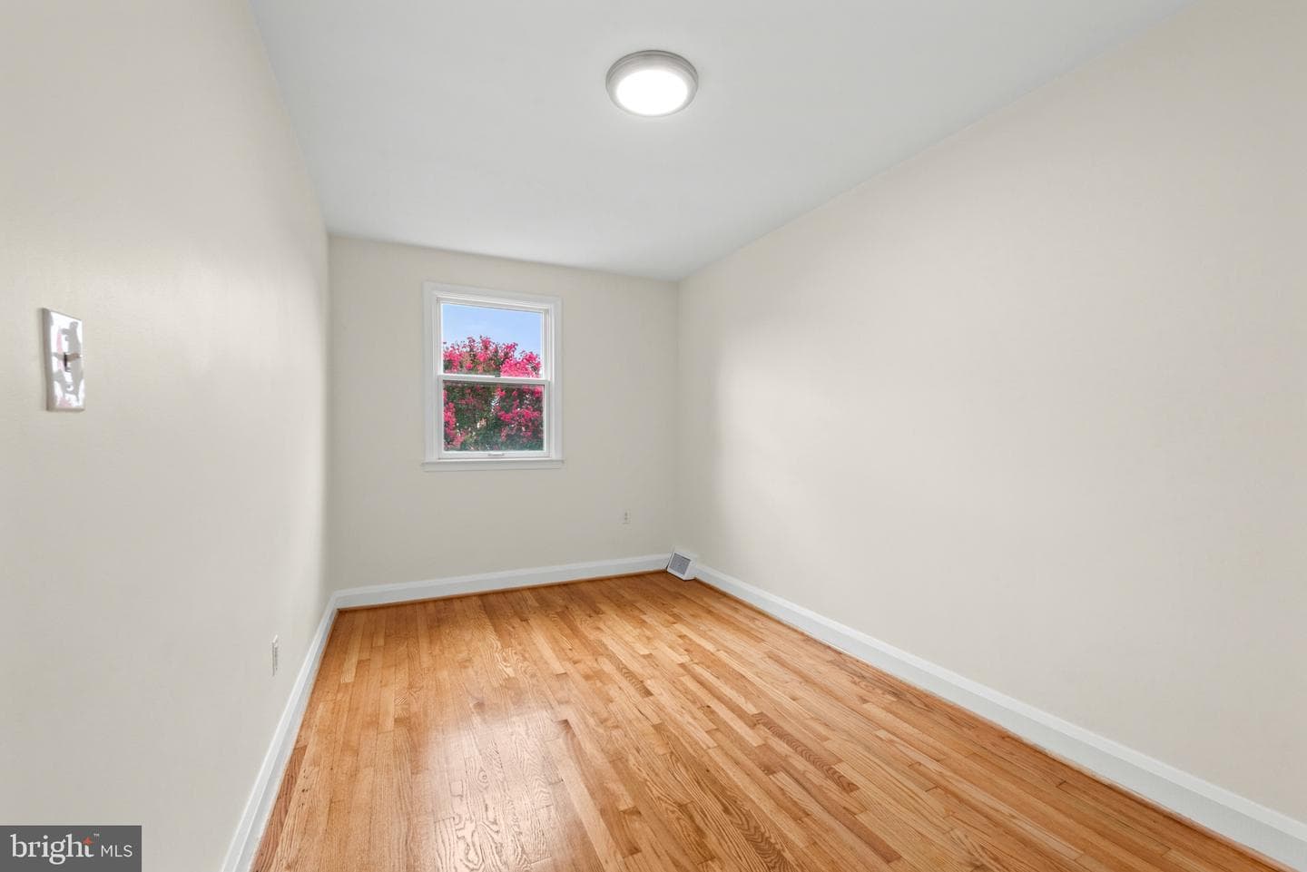 2207 Hawthorne Road photo 21