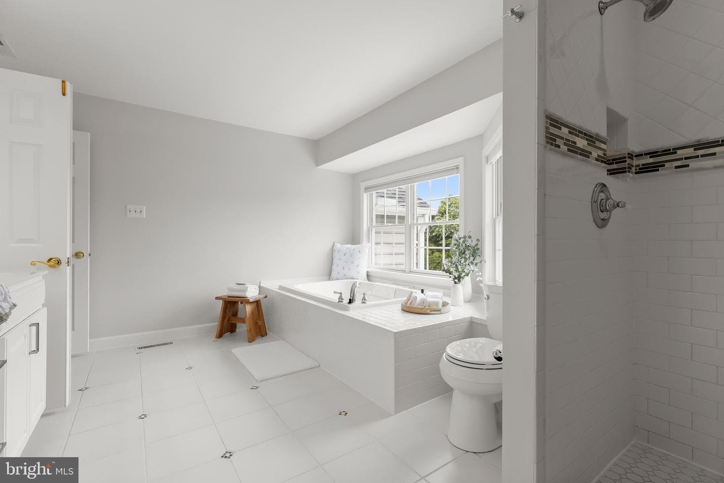 16 Farm Ridge Court photo 46