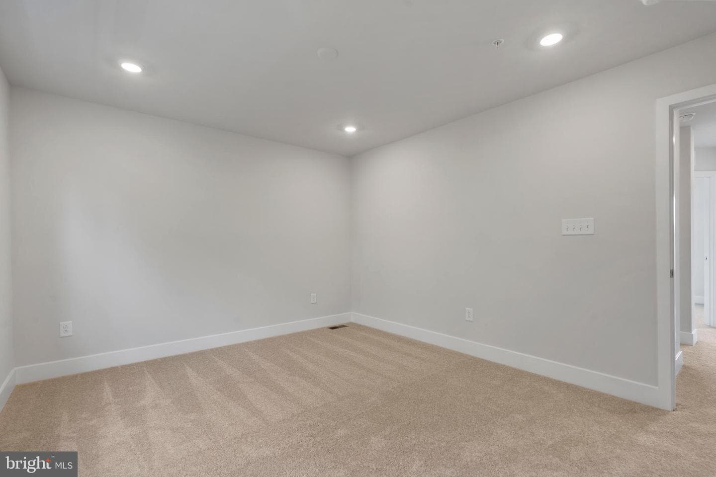 330 Sweetbay Rd photo 19
