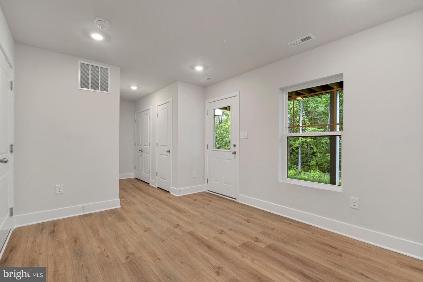 330 Sweetbay Rd photo 33