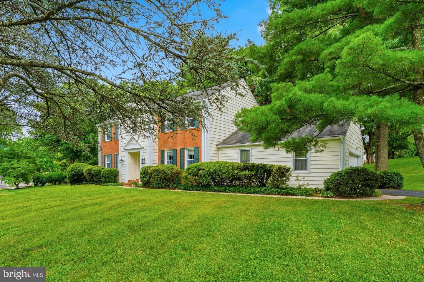 4 Alcan, Towson