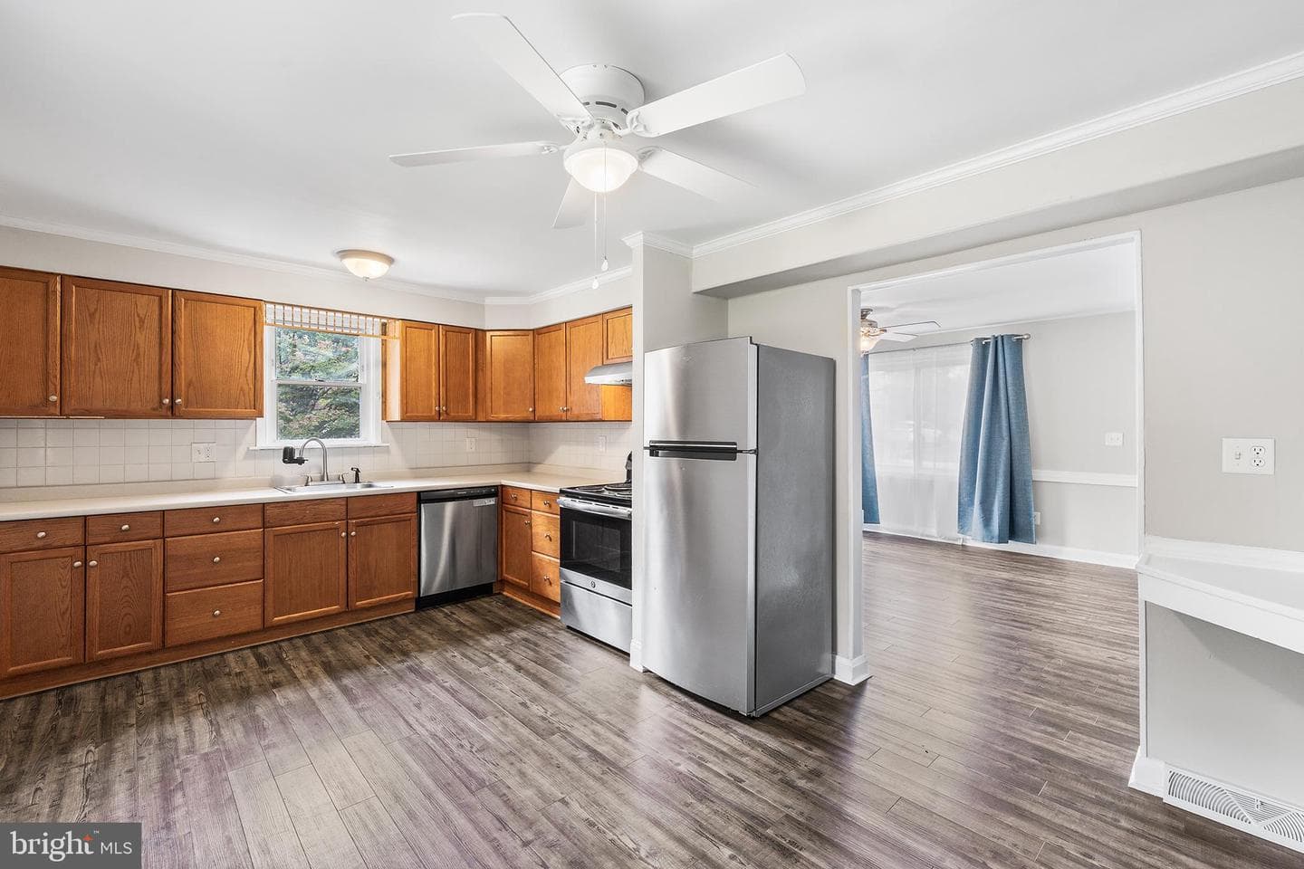14 Gibbons Boulevard photo 6