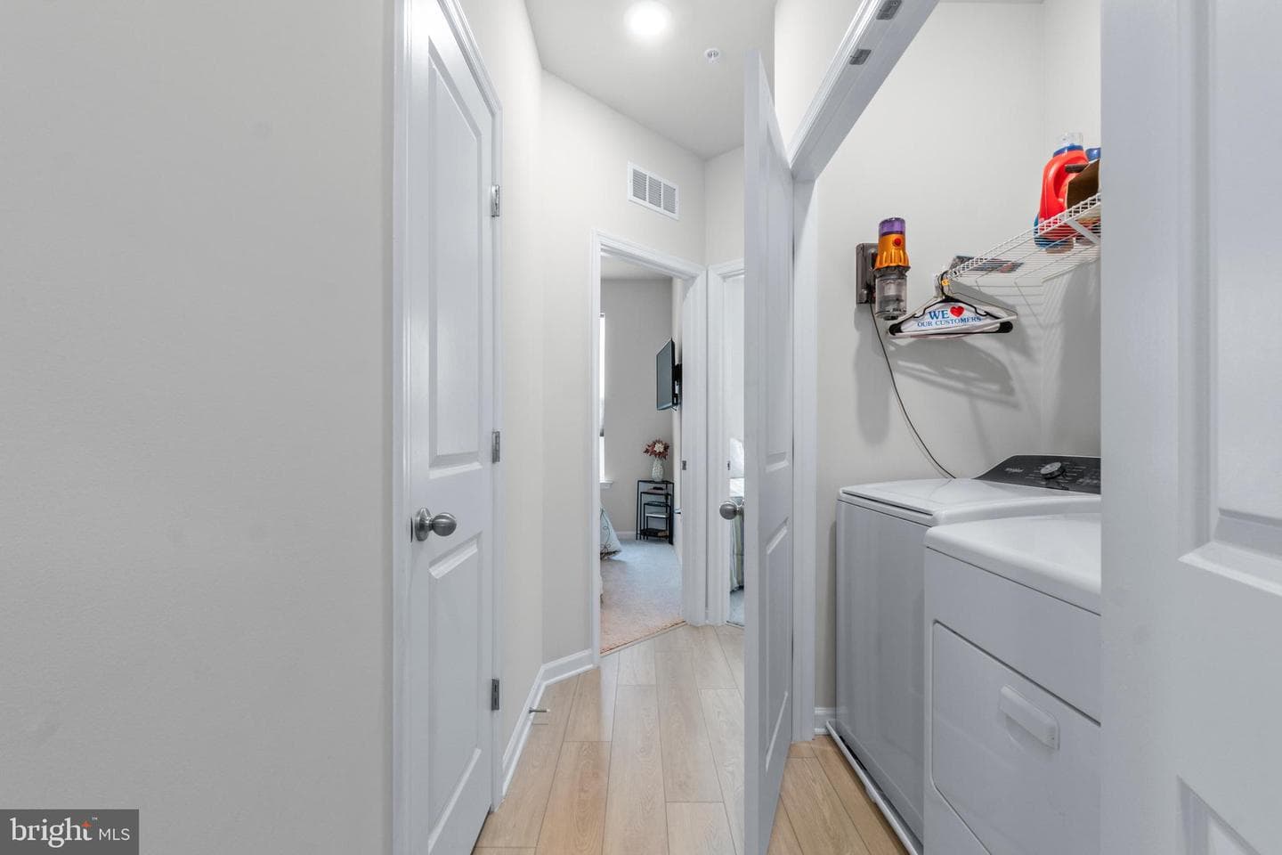 611 Ladywell Street photo 23