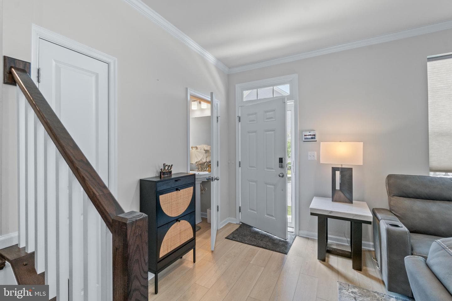 611 Ladywell Street photo 6