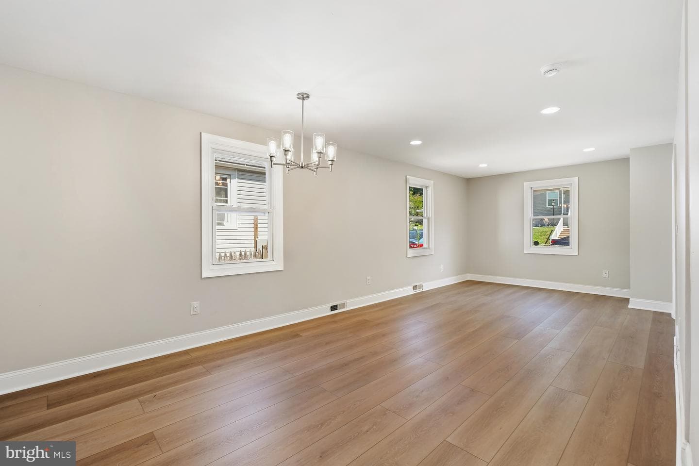 2909 Louisiana Avenue photo 8