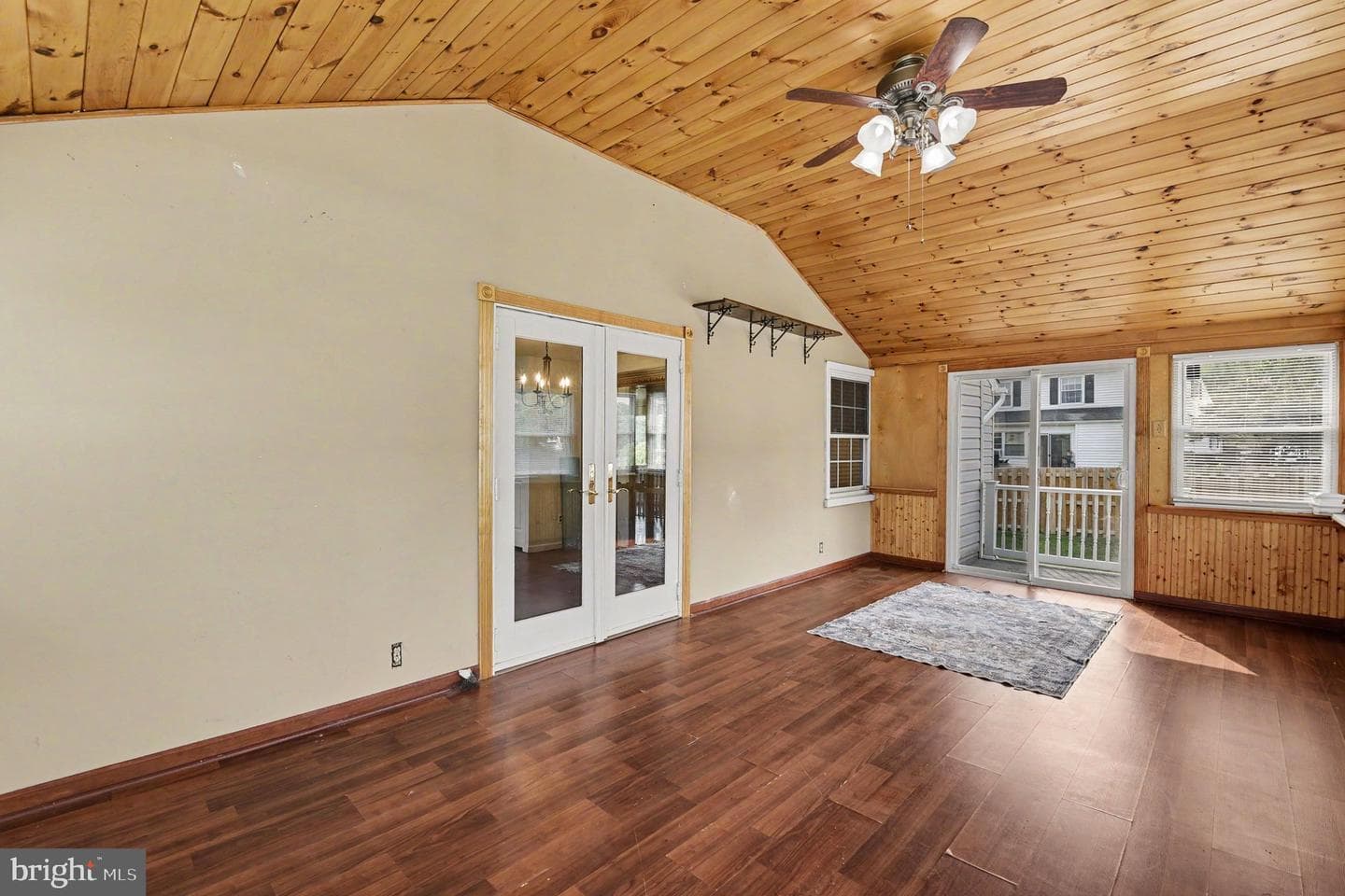 5427 Balistan Road photo 14