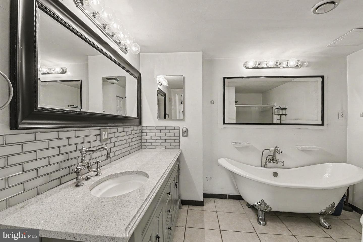 5427 Balistan Road photo 22