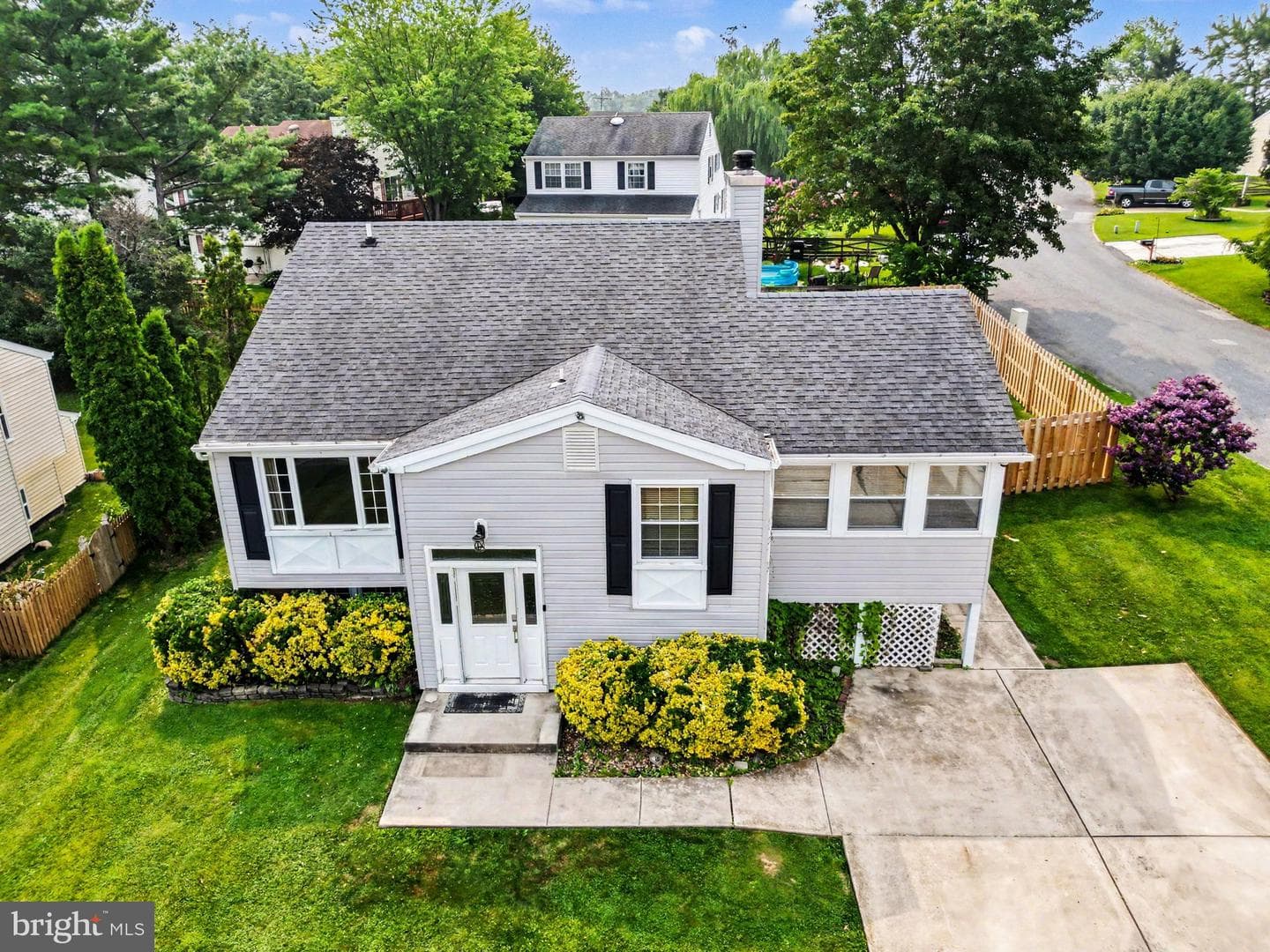 5427 Balistan Road photo 31