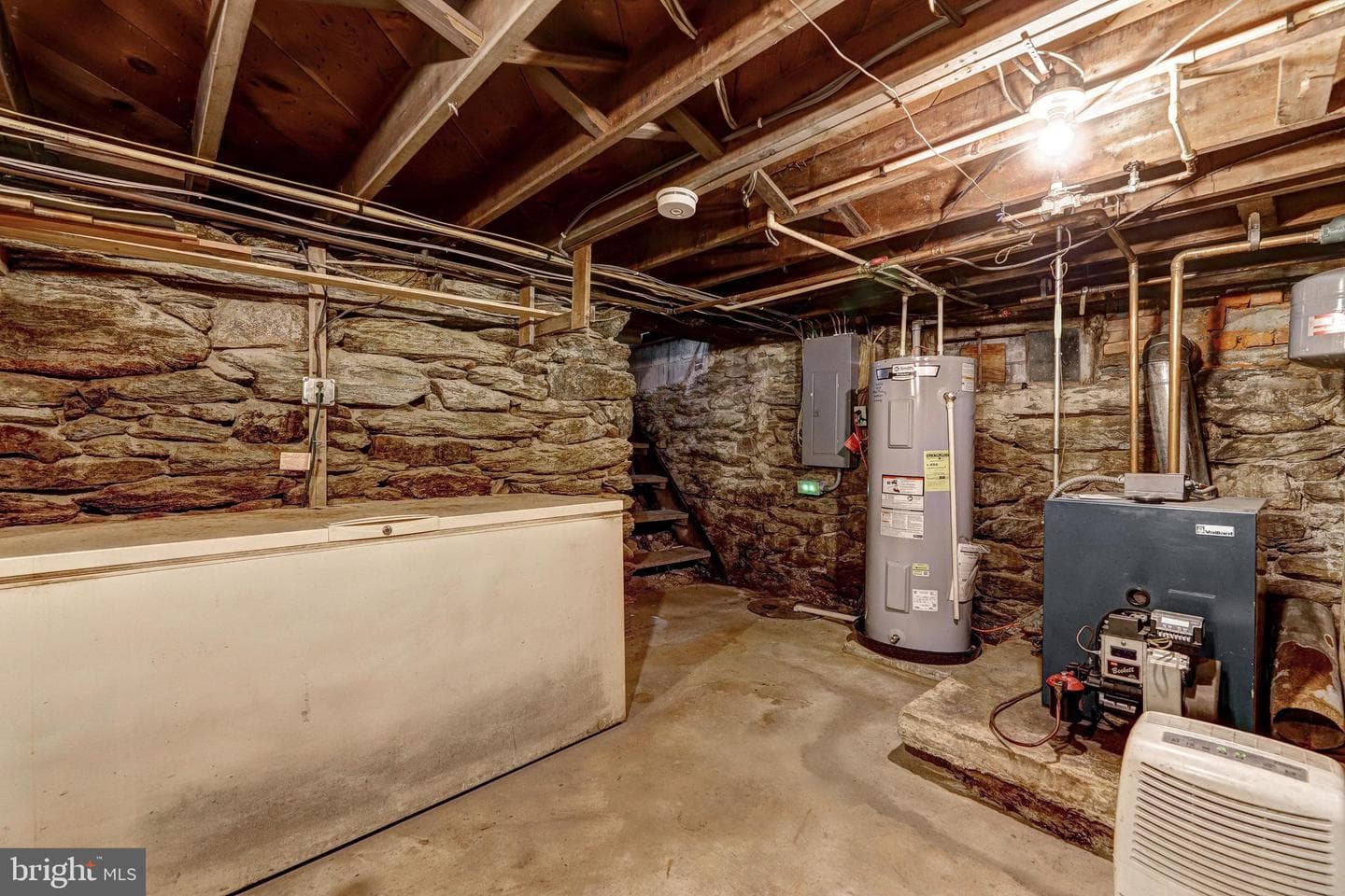 21304 W Liberty Road photo 29