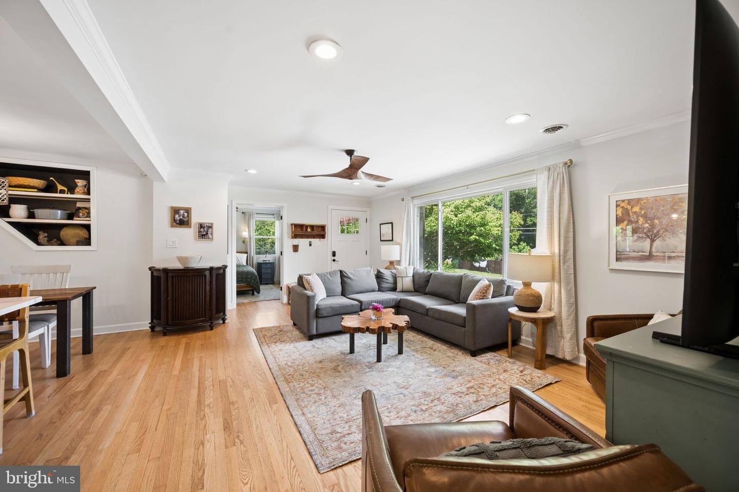 2015 Devere Lane photo 15