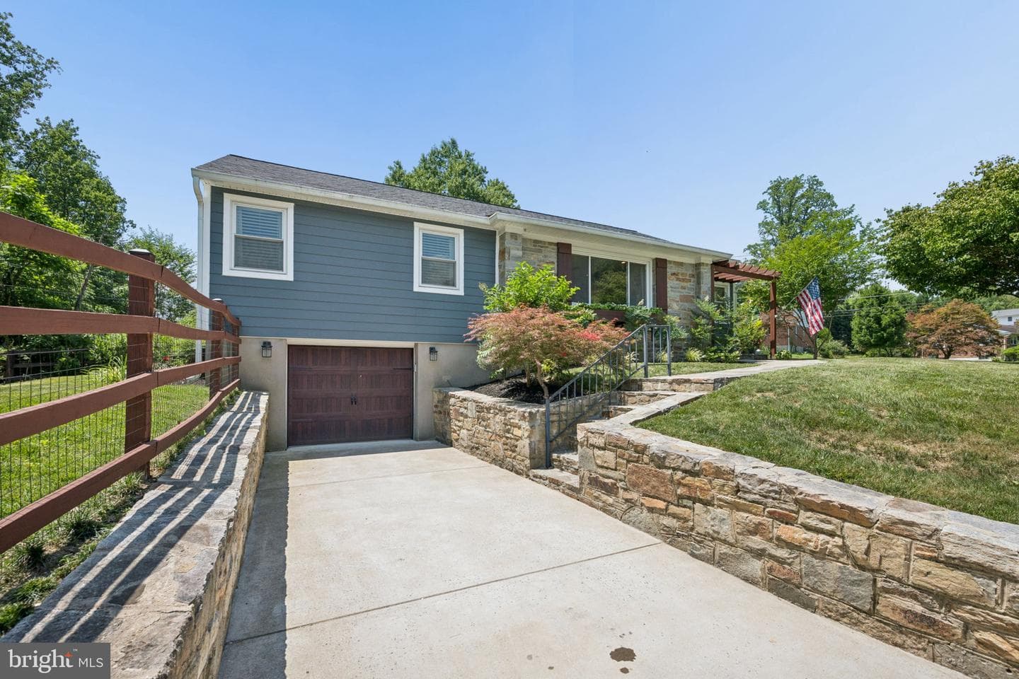 2015 Devere Lane photo 63