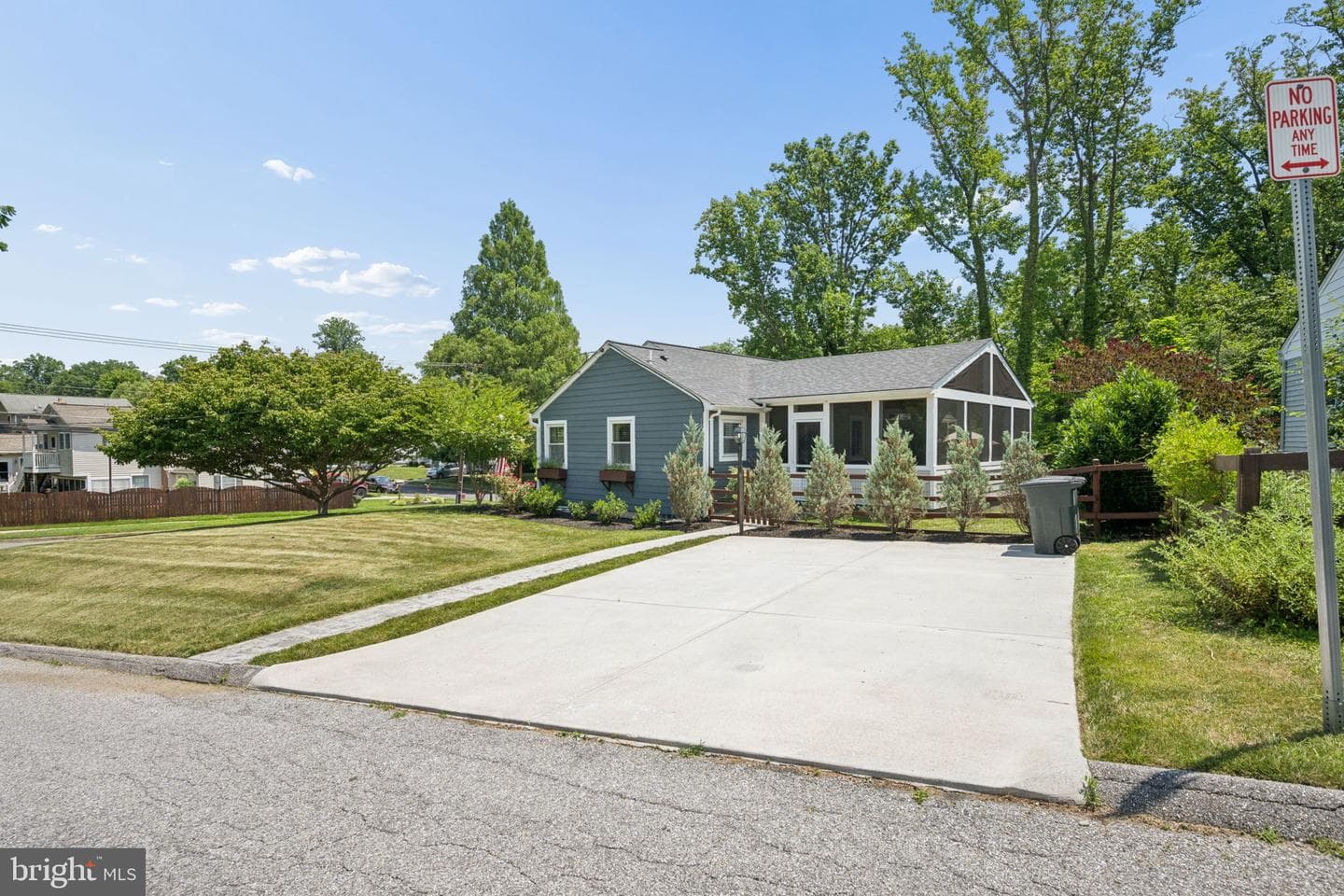 2015 Devere Lane photo 67