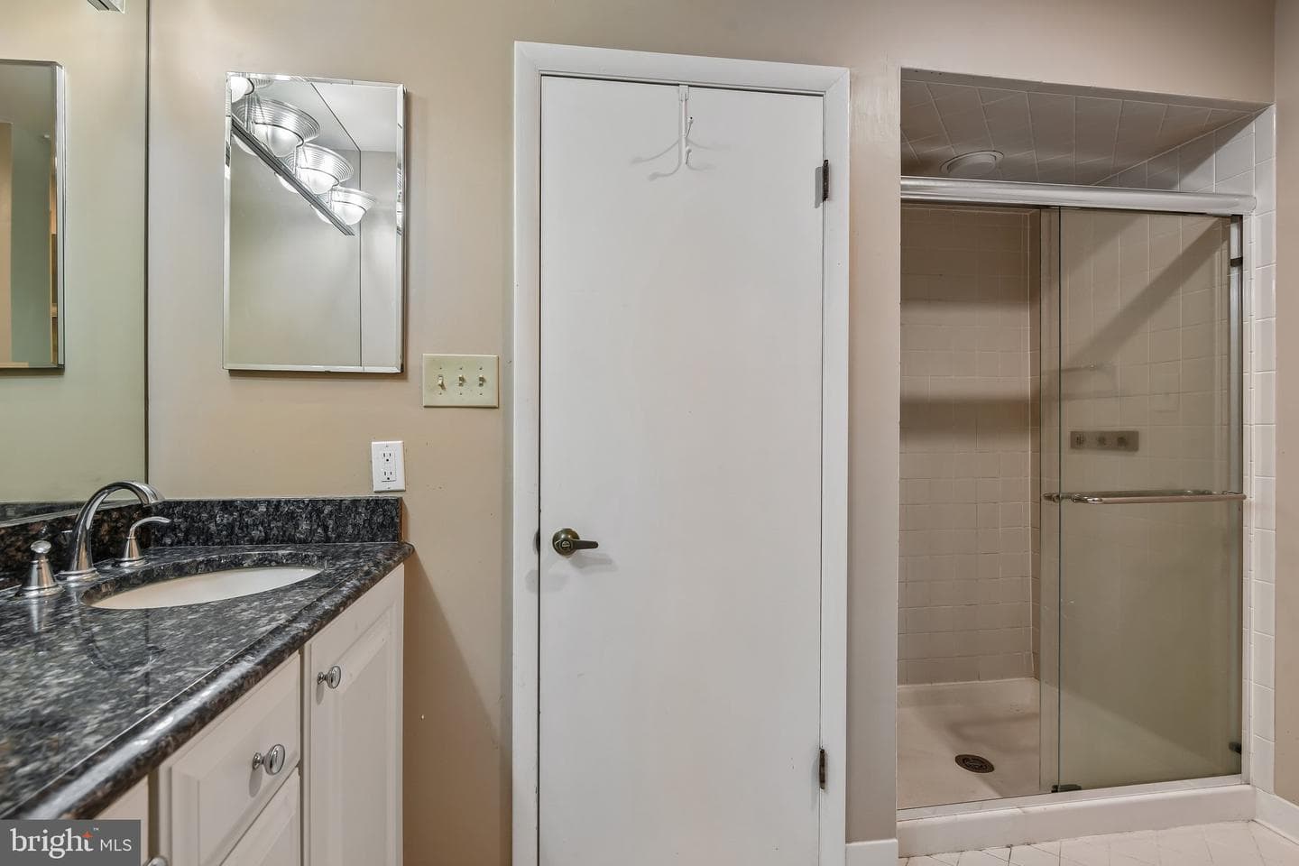 11112 Valley Heights Drive photo 25