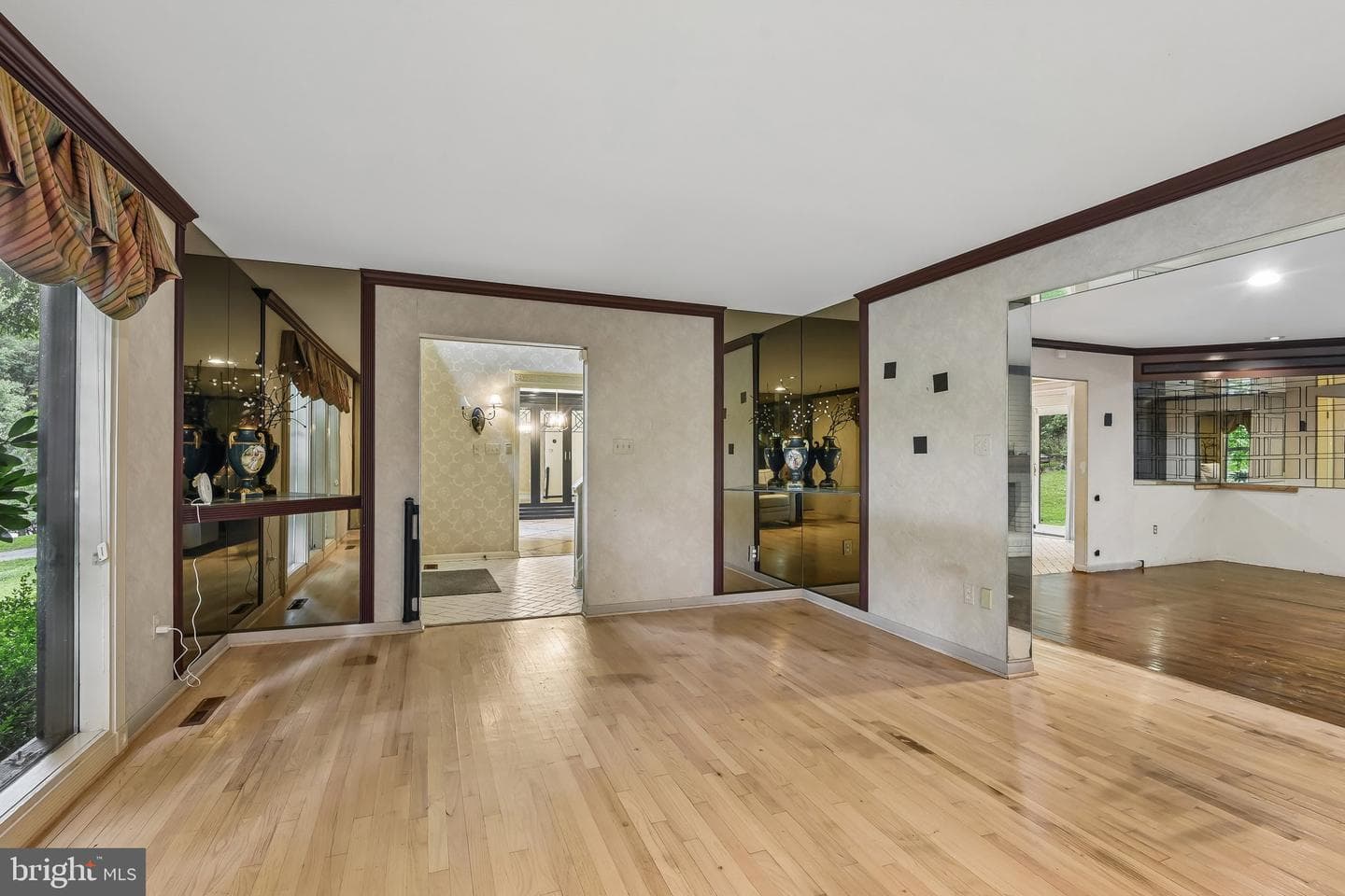 11112 Valley Heights Drive photo 9