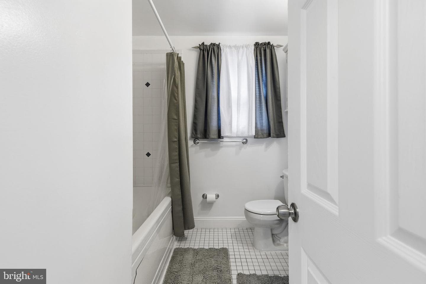 9634 Alda Drive photo 15