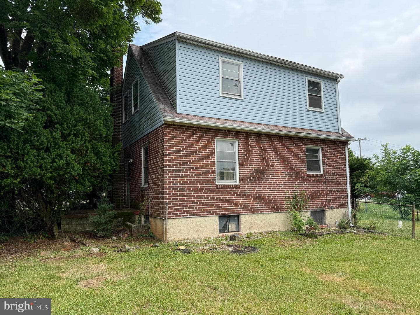 2100 Saint Lukes Lane photo 5