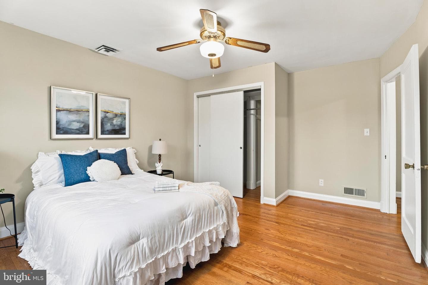 6471 Blenheim Road photo 32