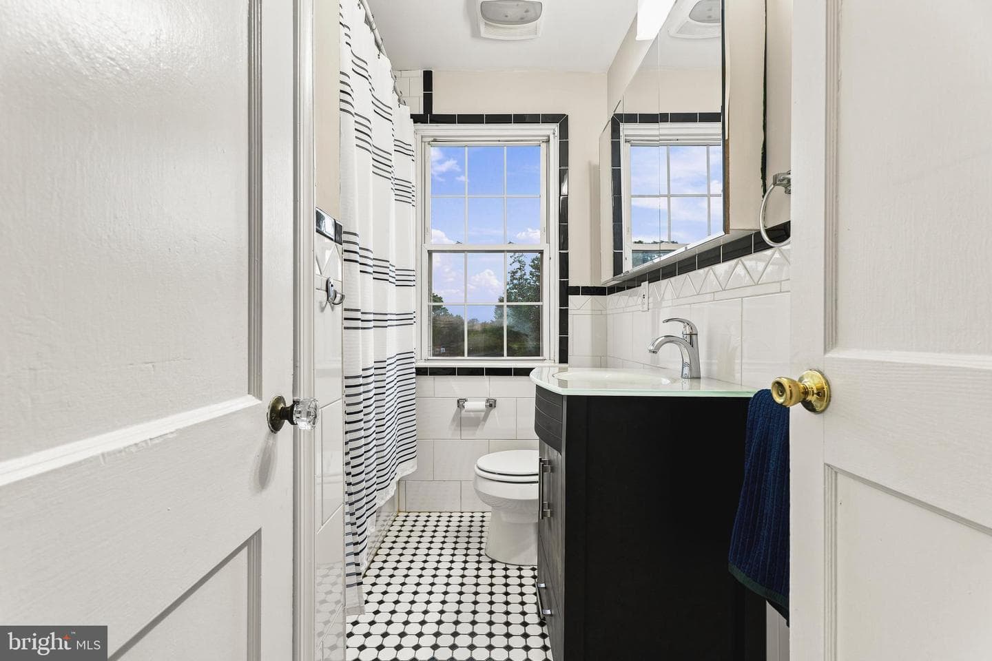 6471 Blenheim Road photo 35