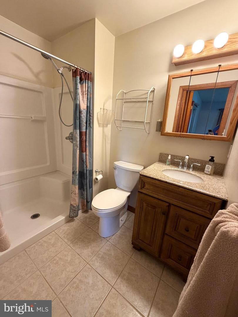 6615 Kenwood Avenue photo 22