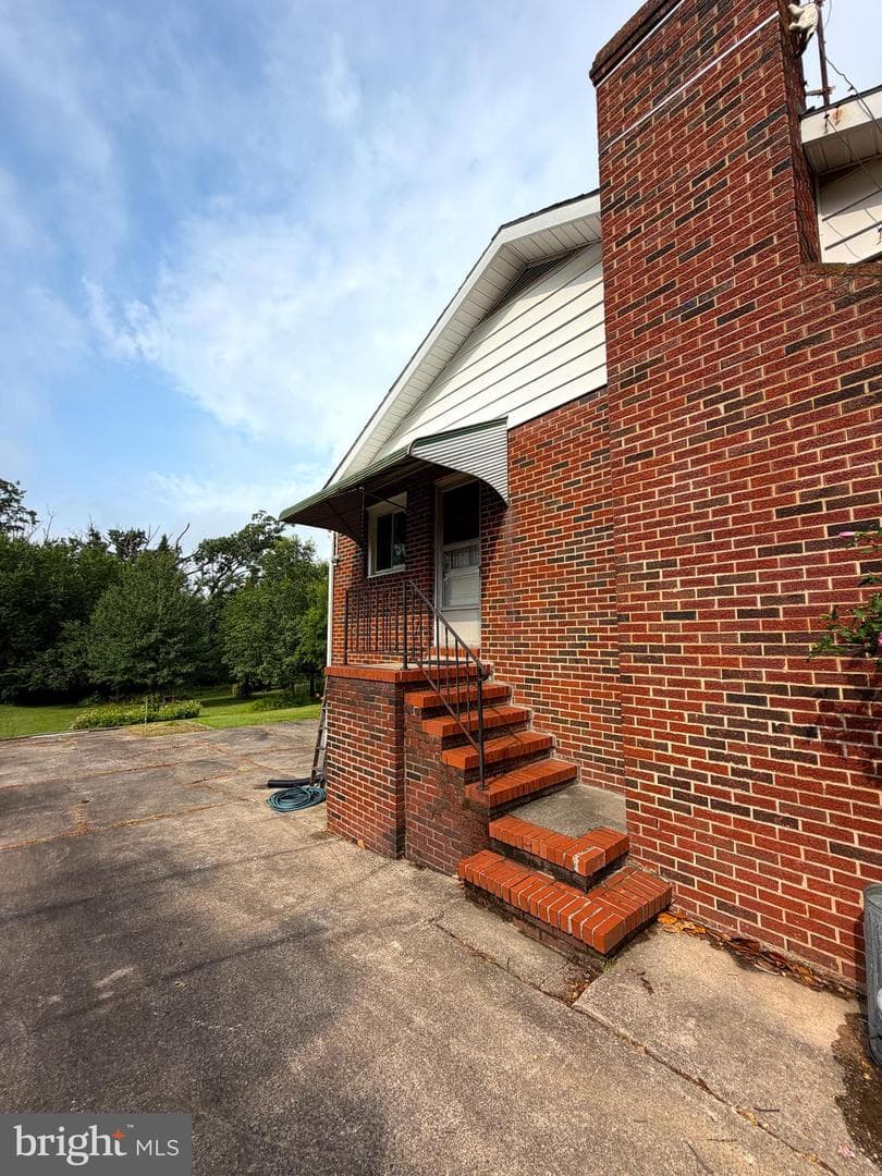 6615 Kenwood Avenue photo 43