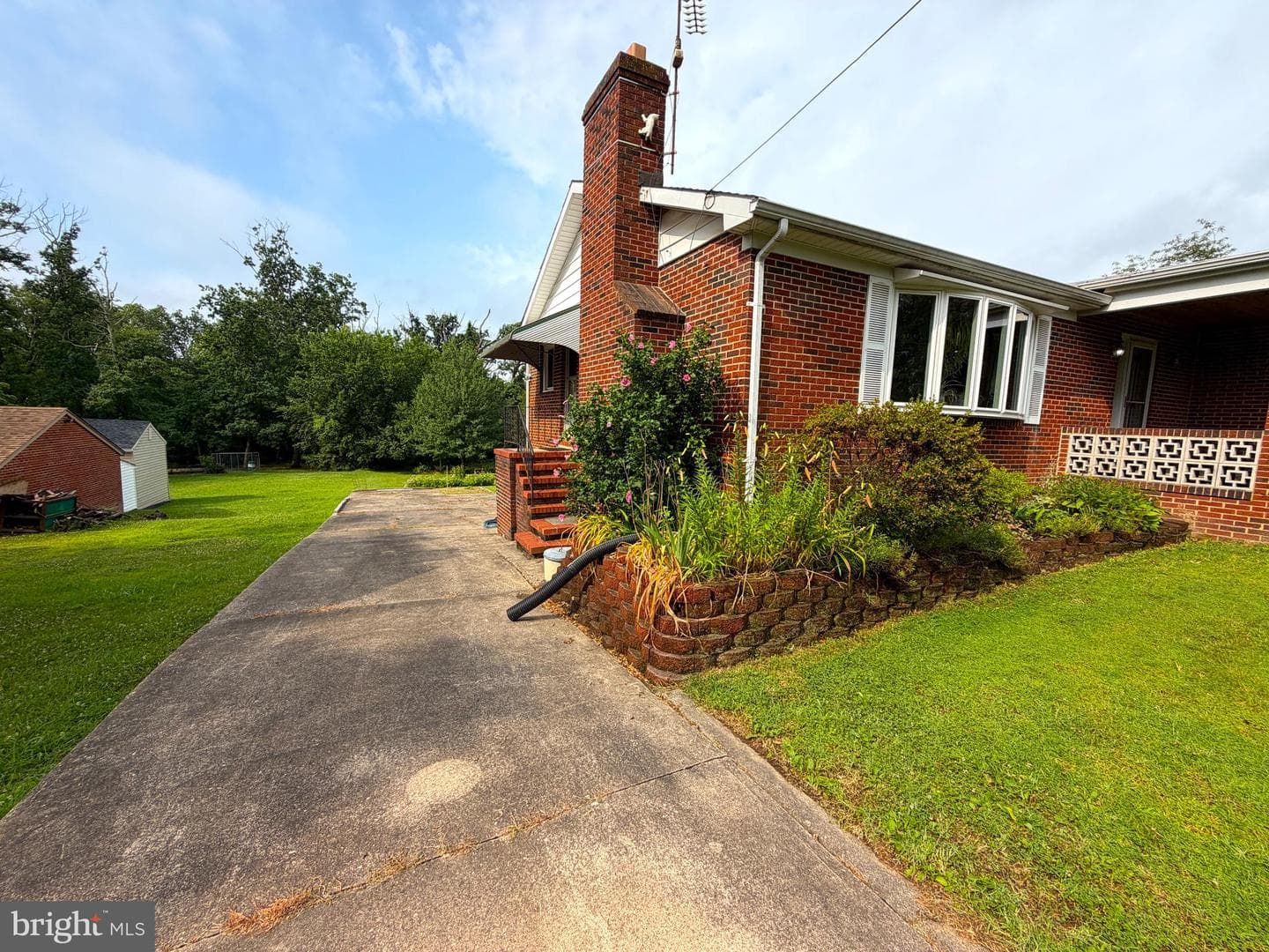 6615 Kenwood Avenue photo 45