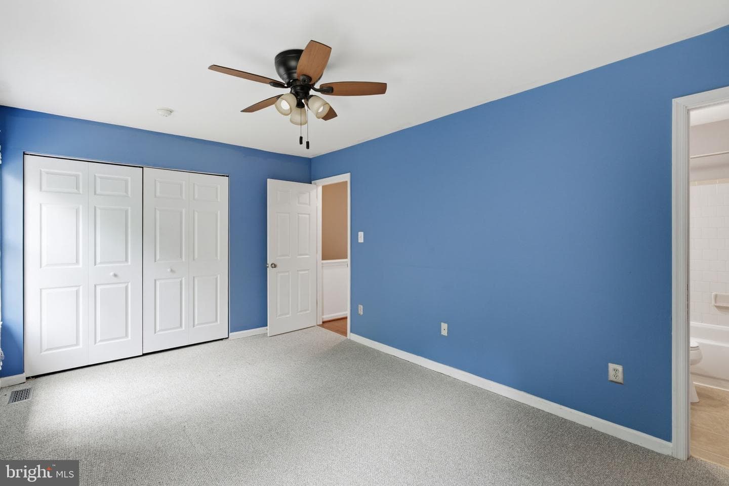 9438 Kilbride Court photo 14